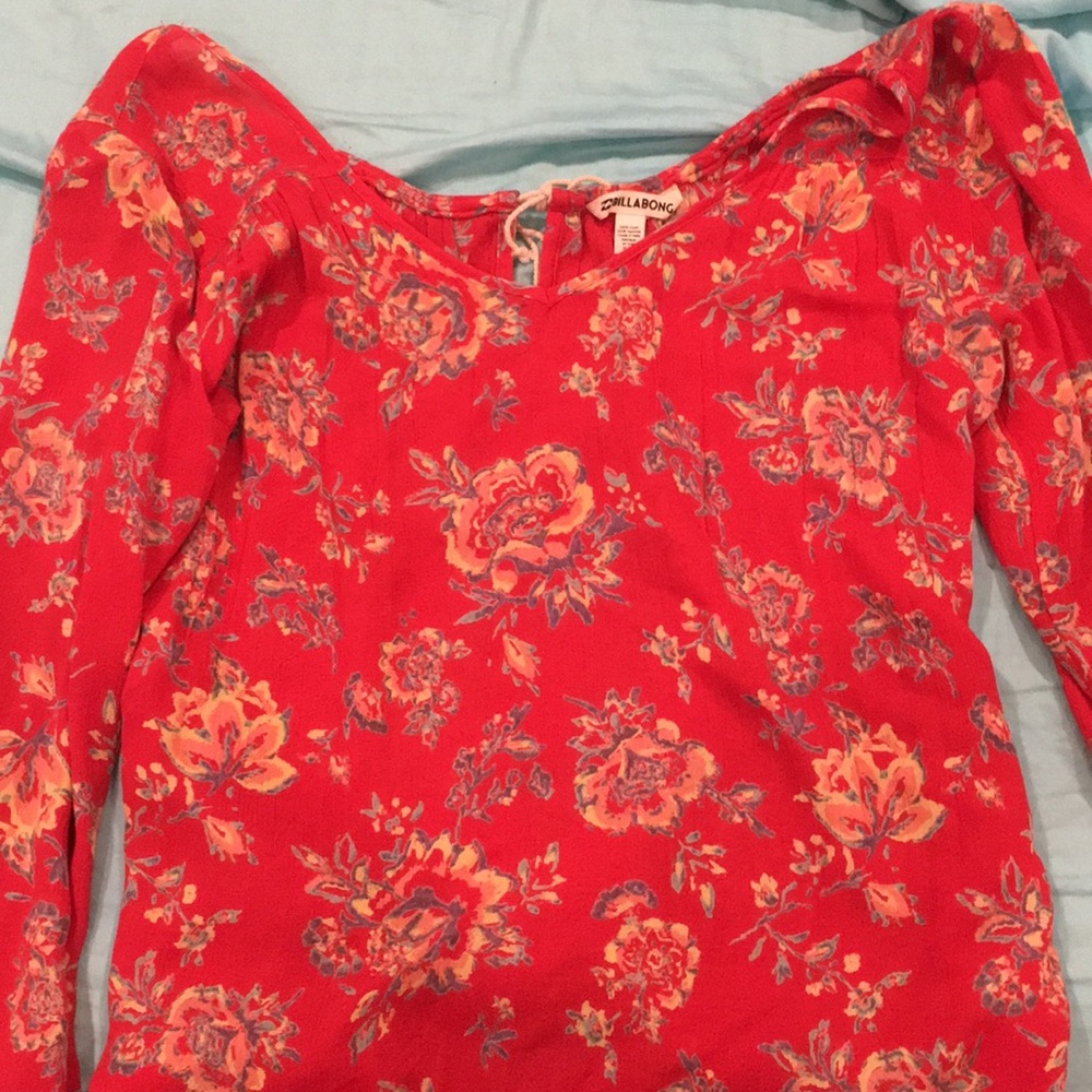 BILLABONG long sleeve top